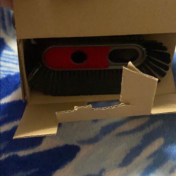 Dyson - Picture 4 of 6